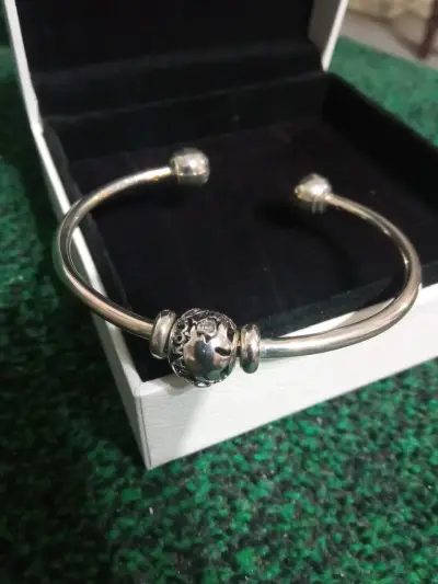Pulsera de plata Pandora con charm - miniatura 6