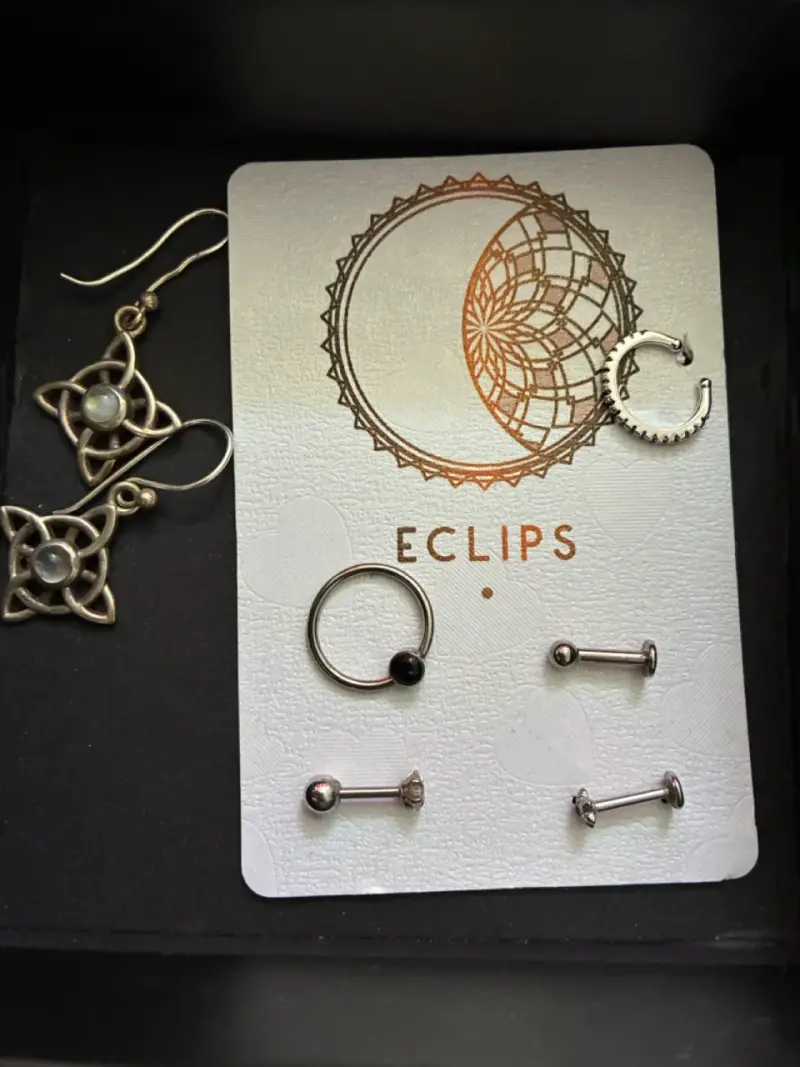 Set de aros y piercings Eclips variados - 1