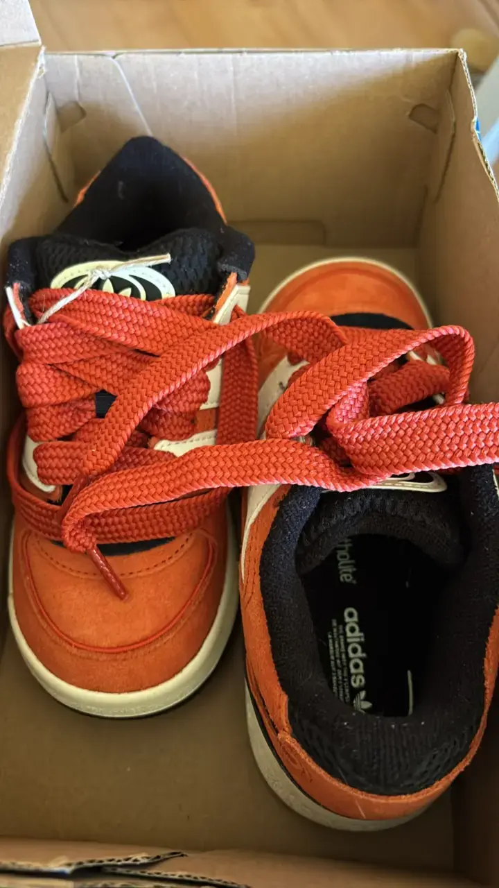 Zapatillas NUEVAS Adidas talla 30 - 1