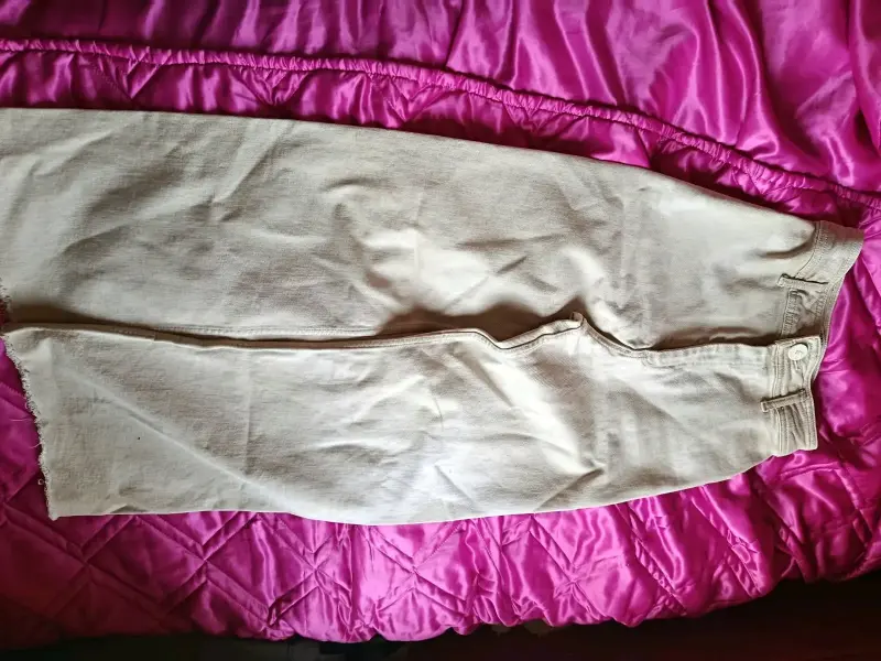 Pantalones beige rectos Zara para mujer - 3
