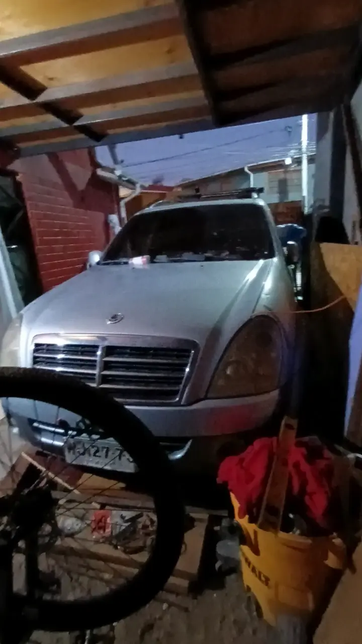 Rexton 2006 top line 4x4 soonroff. Asiento cuero - 4
