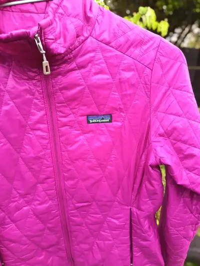 Chaqueta Patagonia Mujer Fucsia Talla M - miniatura 1