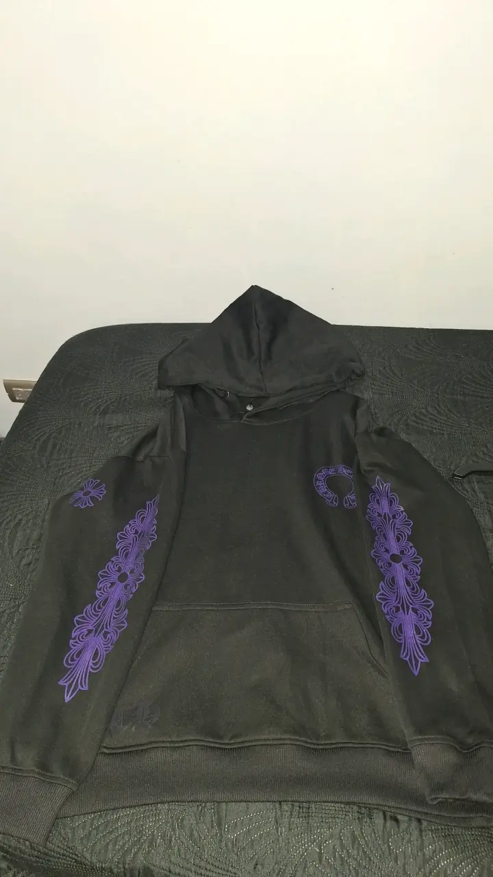 Polerón Chrome Hearts con detalles morados - 1