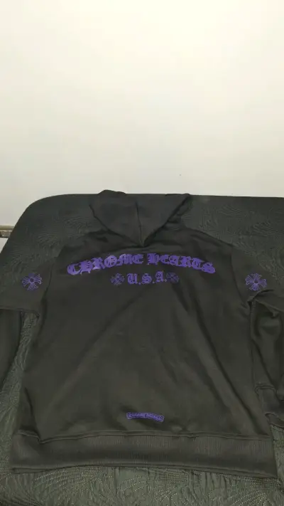 Polerón Chrome Hearts con detalles morados - miniatura 2