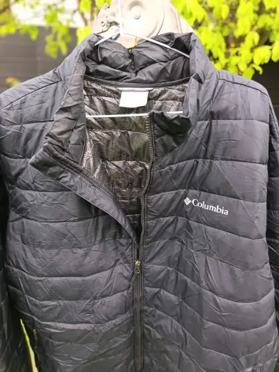 Chaqueta térmica negra Columbia para hombre - miniatura 1