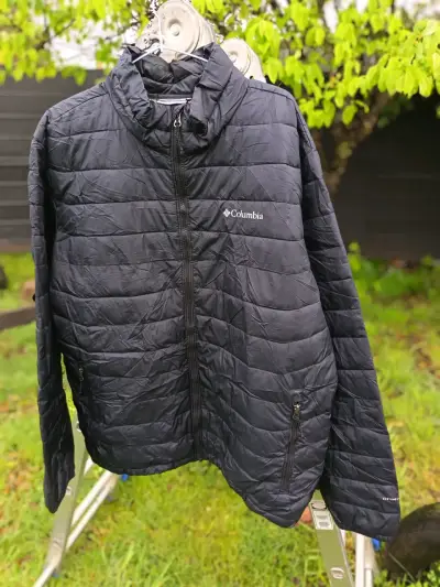 Chaqueta térmica negra Columbia para hombre - miniatura 3