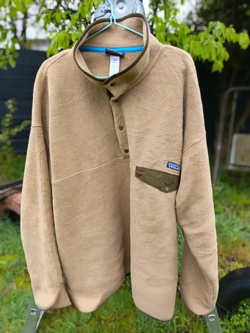 Polar beige Patagonia con bolsillo - 2