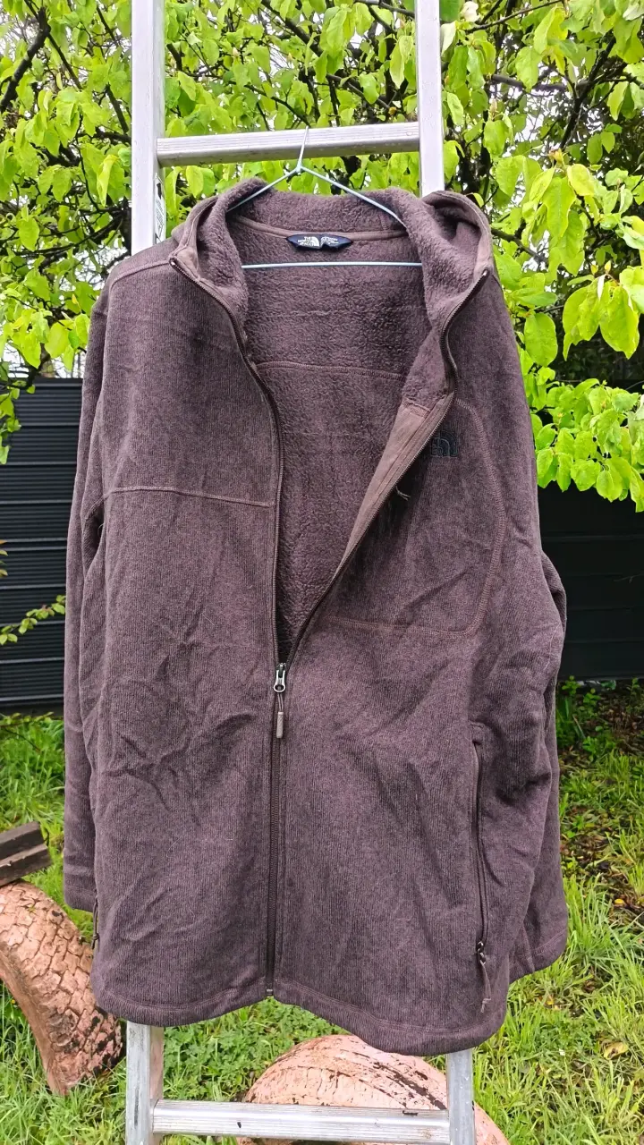 Chaqueta polar The North Face marrón con capucha - 2
