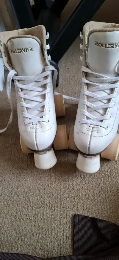 Patines de Cuatro Ruedas Rollerwar Blancos - miniatura 3