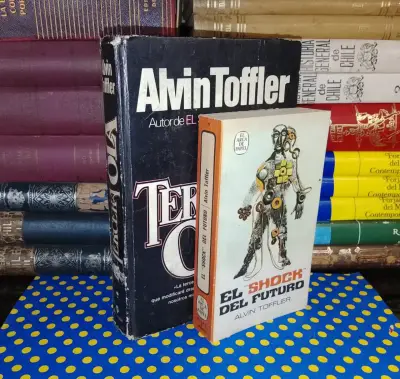Libros Alvin Toffler 'La Tercera Ola' y 'El Shock del Futuro' - miniatura 1