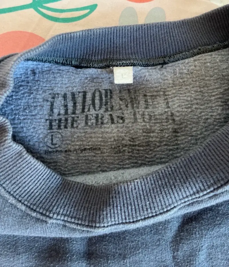 Polerón Taylor Swift The Eras Tour gris - 2