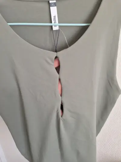 Blusa sin mangas verde oliva talla XL Sybilla - miniatura 2