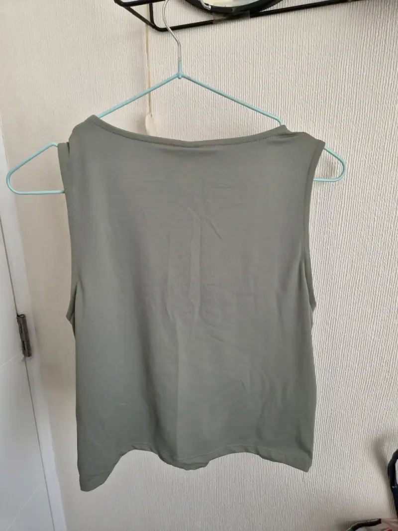 Blusa sin mangas verde oliva talla XL Sybilla - 4