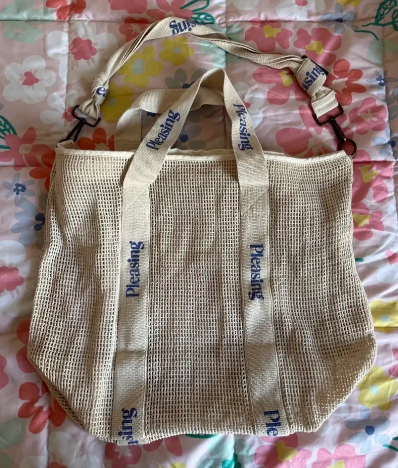 Bolso de malla beige con asas Pleasing