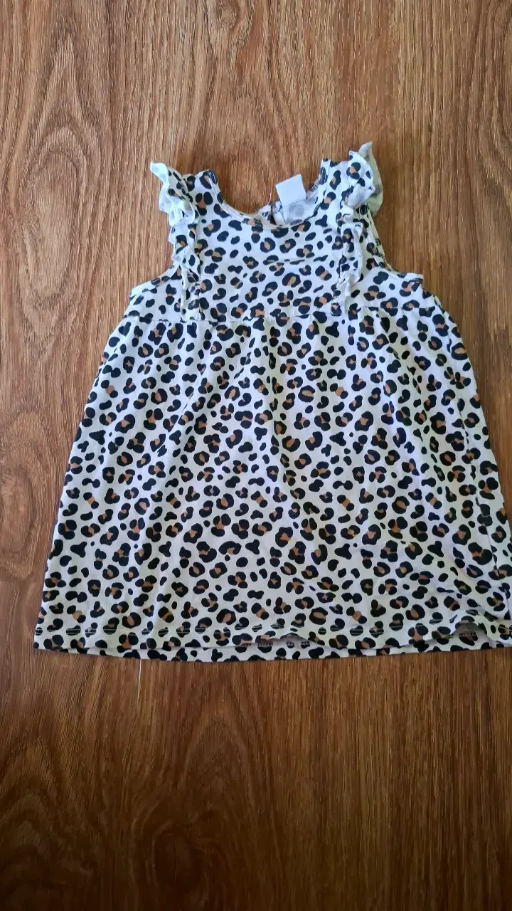 Vestido infantil estampado leopardo H&M
