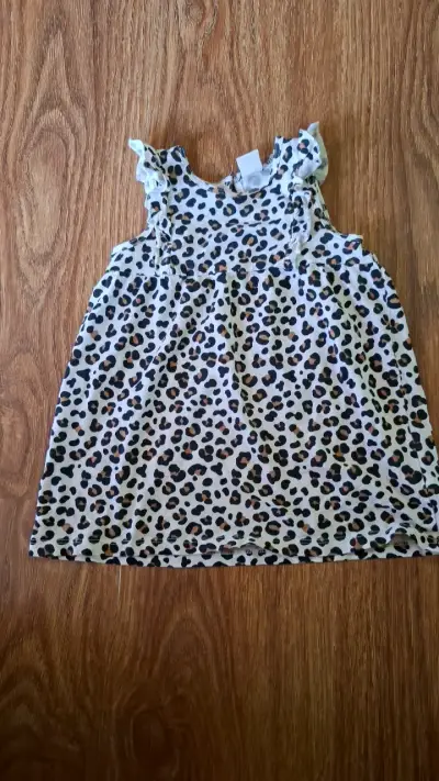 Vestido infantil estampado leopardo H&M - miniatura 1
