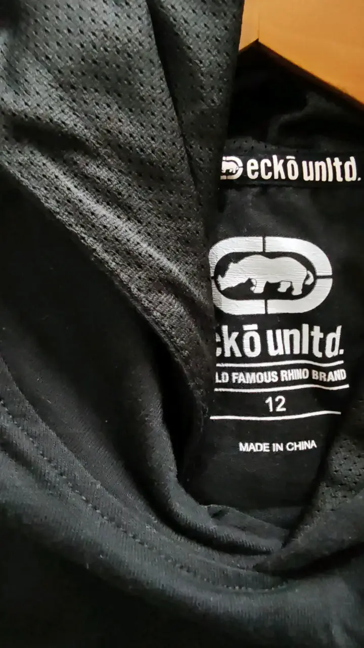 Polera sin mangas negra Ecko Unltd - 3