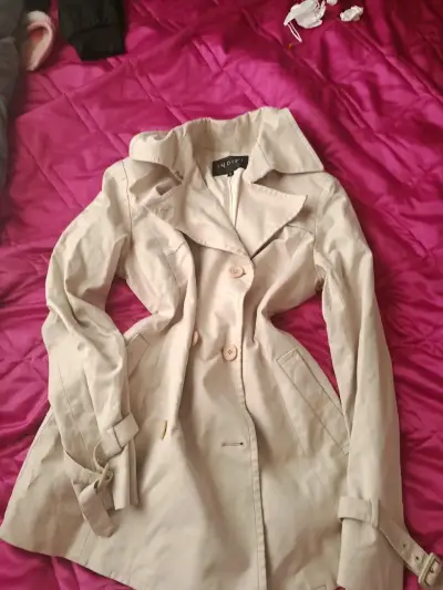 Abrigo beige para mujer marca Indivi - miniatura 1