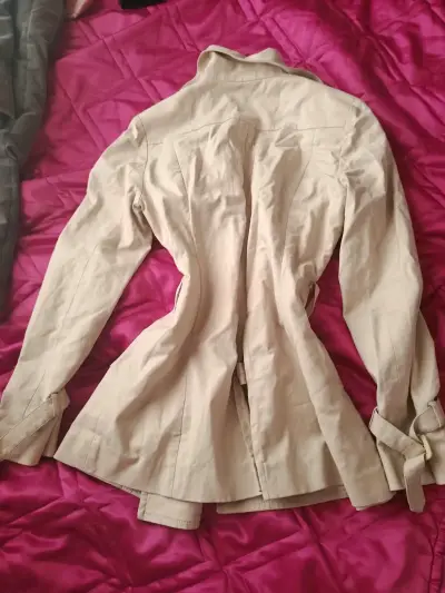Abrigo beige para mujer marca Indivi - miniatura 3