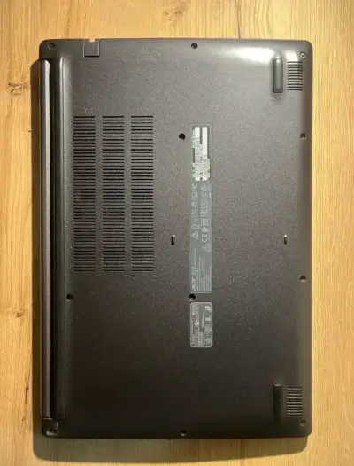 Laptop Acer Aspire 5 Intel Core i3 más Cargador - miniatura 3