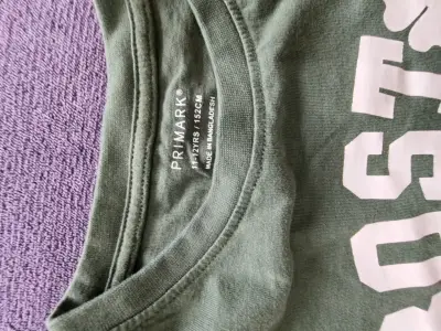 Polera verde con diseño Boston Primark - miniatura 3