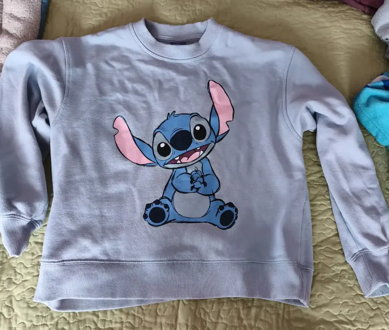 Polerón celeste con diseño de Stitch talla 12