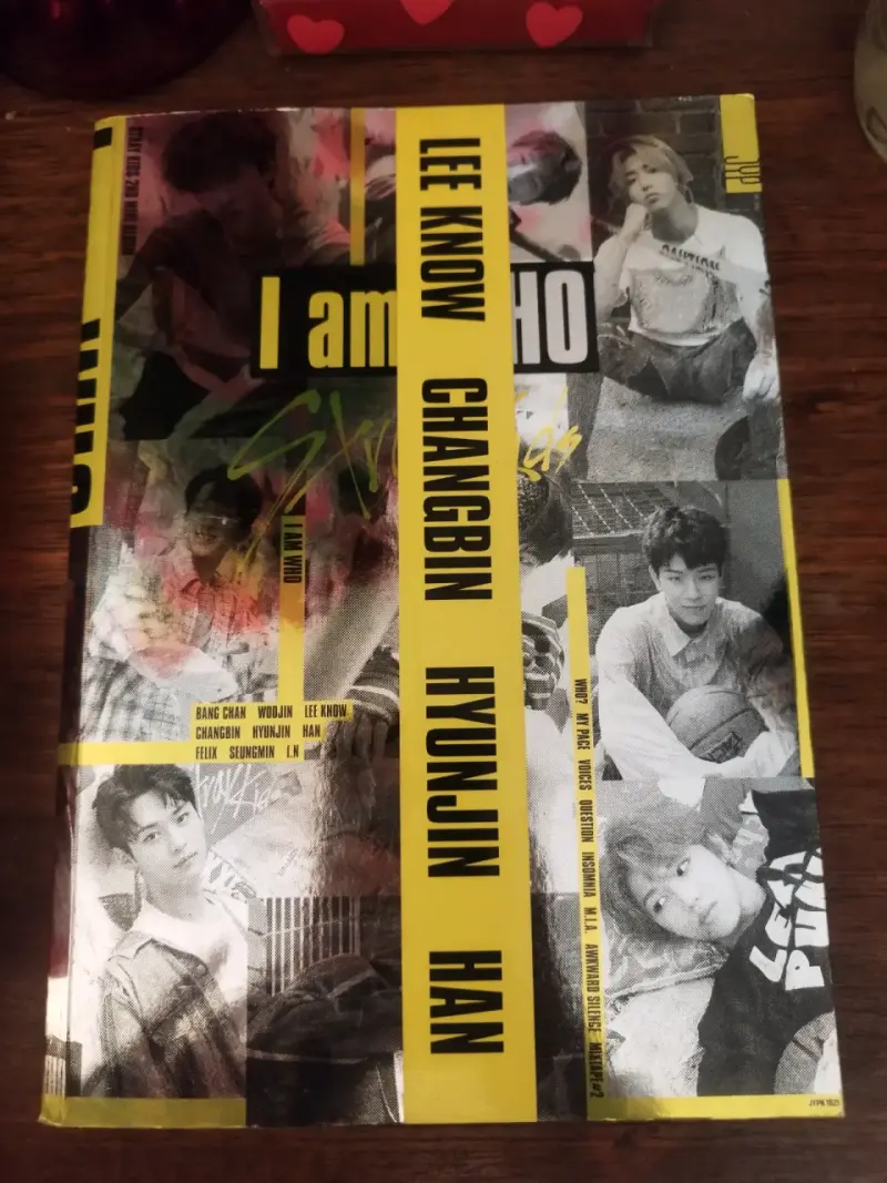 'I Am Who' de Stray Kids
