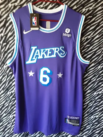 Camiseta NBA Lakers Morada Talla xl - miniatura 1