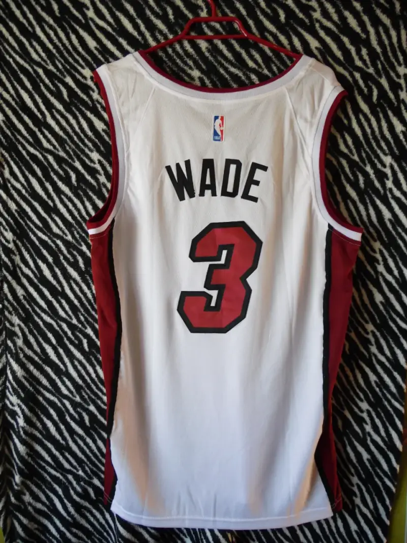 Camiseta de baloncesto Miami Heat número 3 - 2