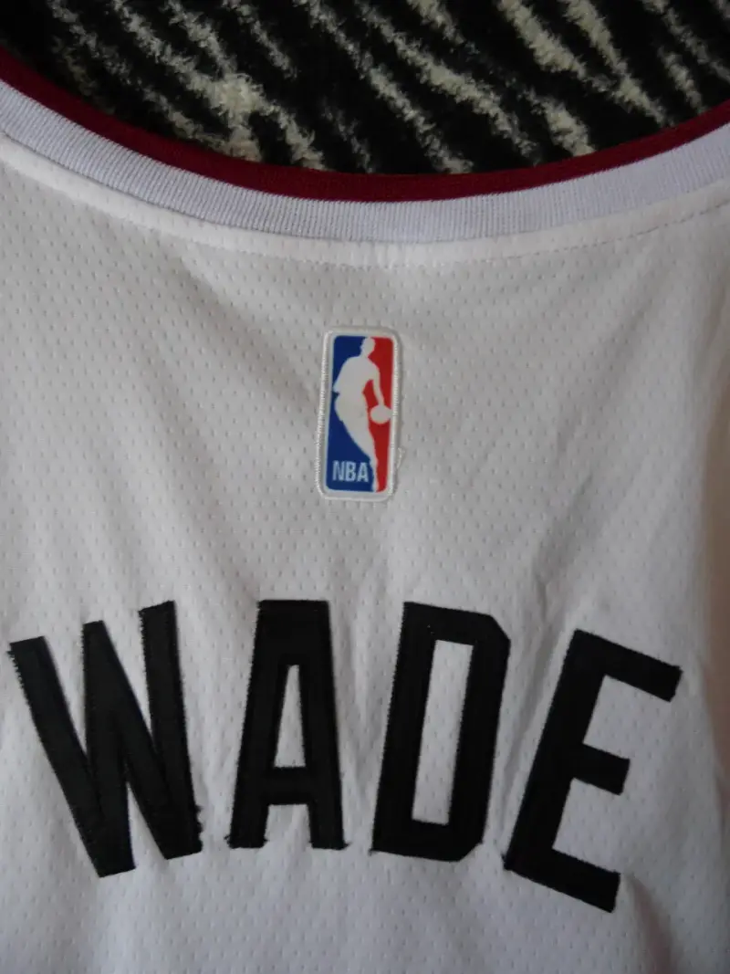 Camiseta de baloncesto Miami Heat número 3 - 4