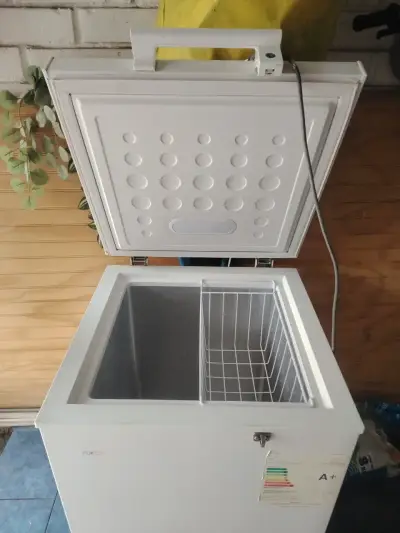 Congelador horizontal Nex A+ en buen estado - miniatura 3