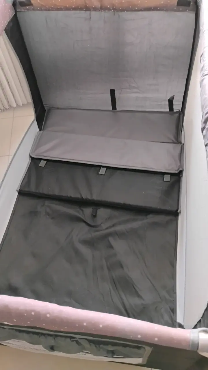 Cuna corral plegable para bebé con ruedas - 3
