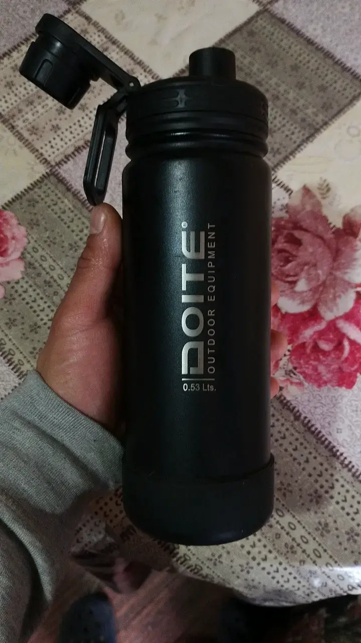 Botella térmica Doite 0.63L negra - 3