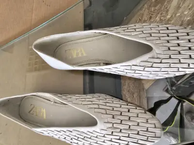 Zapatos planos tejidos blancos Zara - miniatura 2