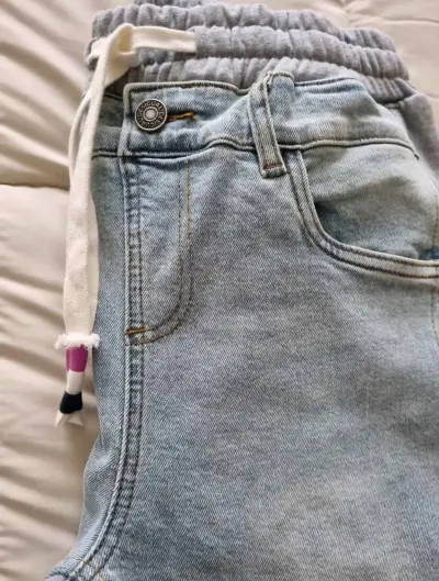 Pantalones jogger DESIGUAL con diseño Minnie - miniatura 1