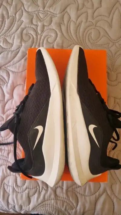 Zapatillas deportivas negras Nike para hombre - miniatura 4