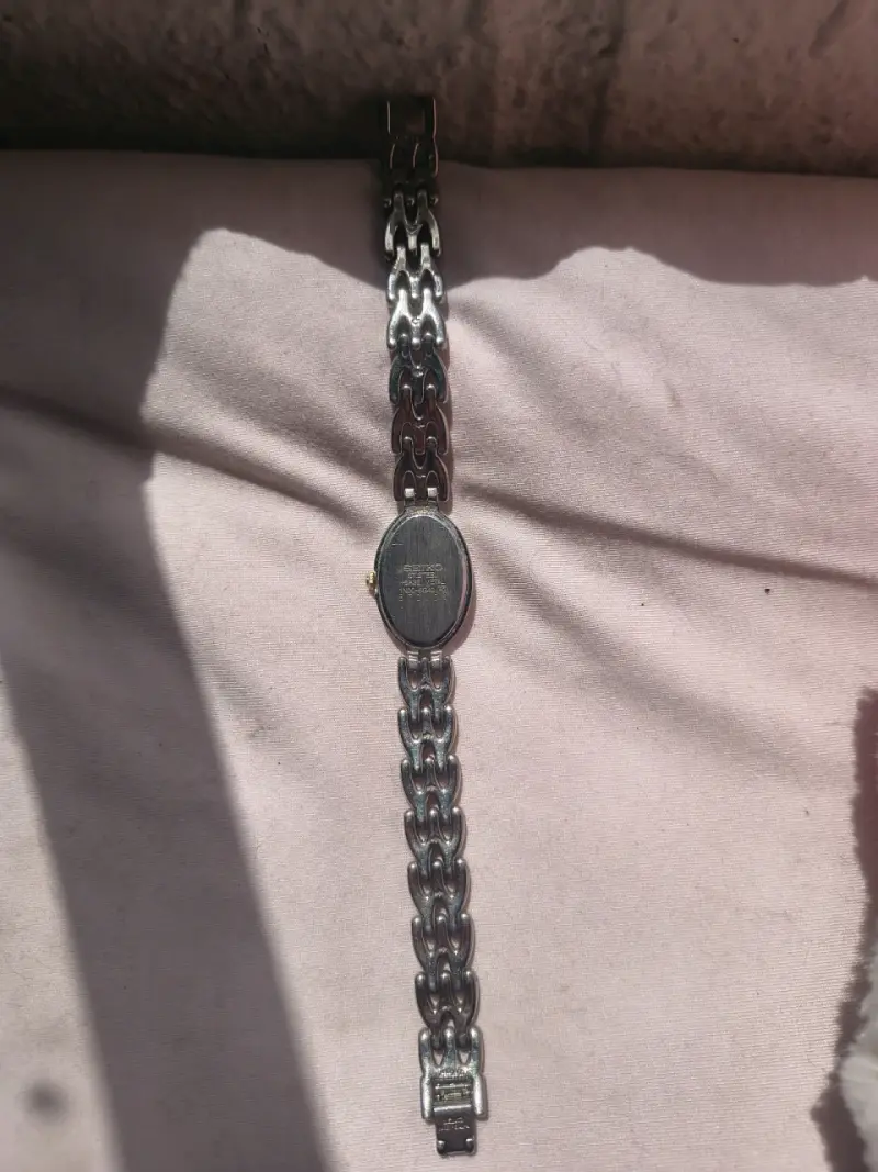 Reloj Seiko bicolor elegante - 2