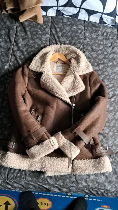 Chaqueta  marrón con forro de lana - miniatura 1