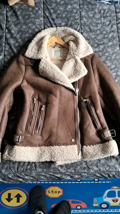 Chaqueta  marrón con forro de lana - miniatura 2