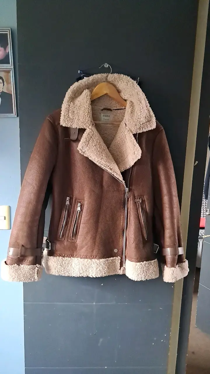 Chaqueta marrón con forro de lana - 3