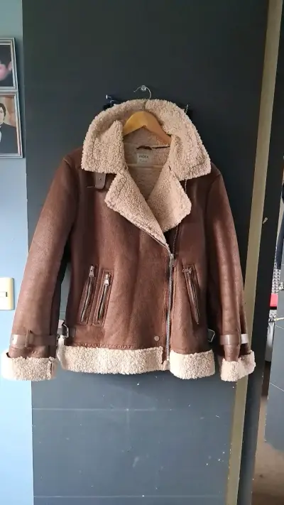 Chaqueta  marrón con forro de lana - miniatura 3