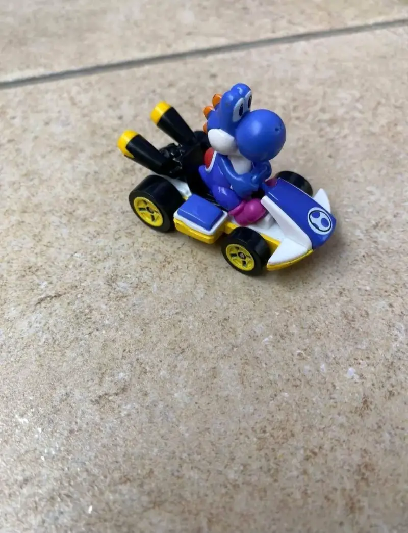 Pista de Carreras Hot Wheels Mario Kart con Looping - 4