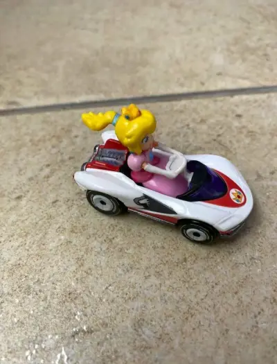 Pista de Carreras Hot Wheels Mario Kart con Looping - miniatura 5