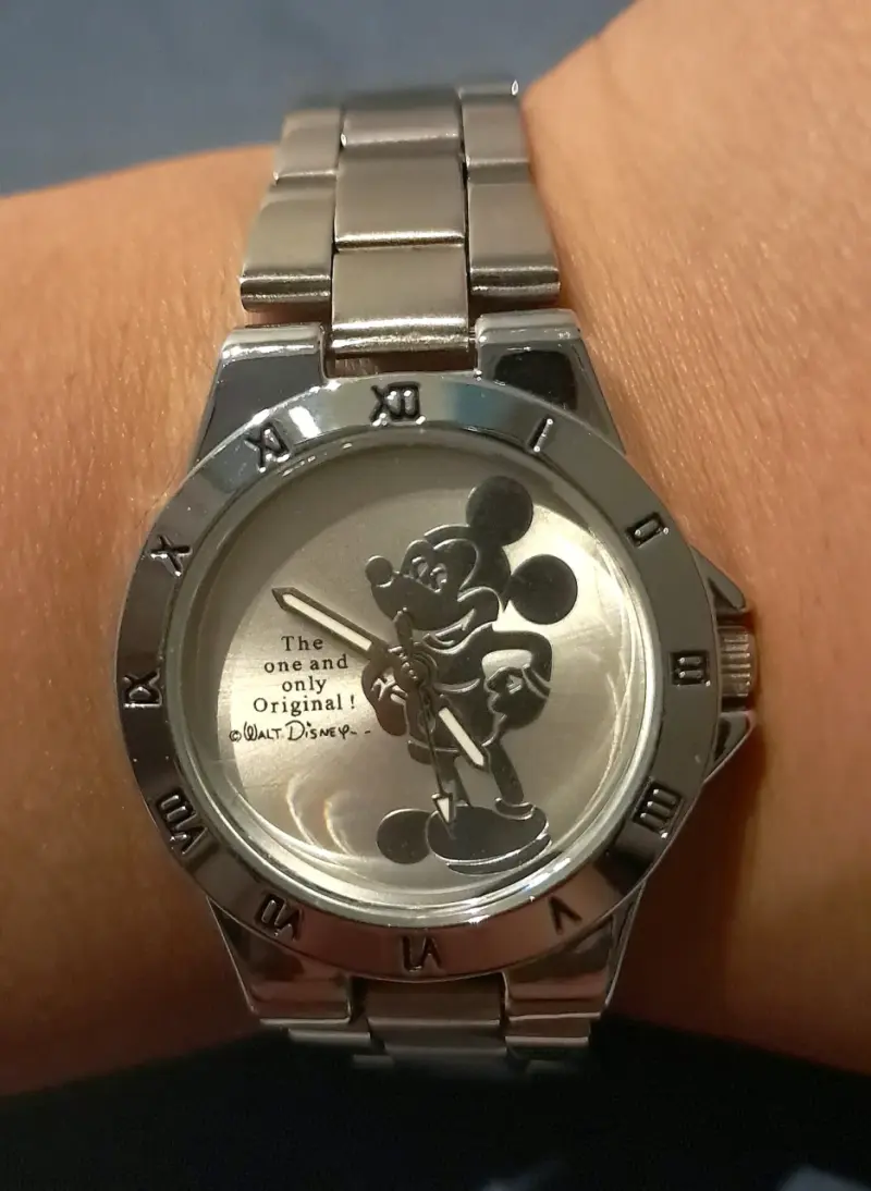 Reloj de pulsera Disney con Mickey Mouse - 2