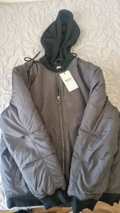 Chaqueta Bomber Hombre Bearcliff Gris con Capucha - miniatura 2