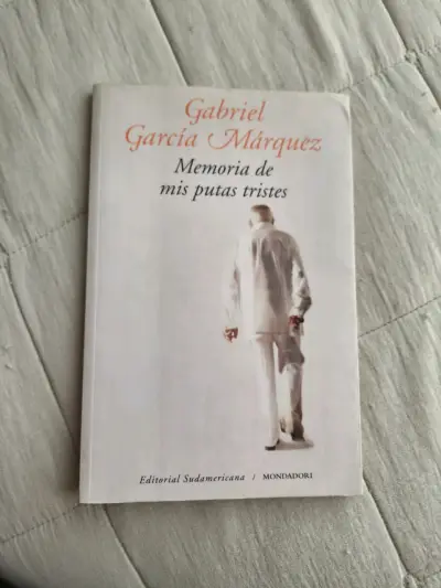 Libro 'Memoria de mis putas tristes' de García Má - miniatura 1