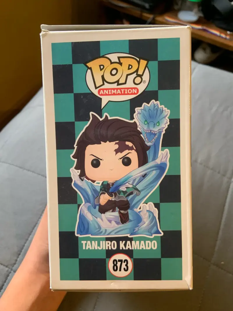 Figura Funko Pop Tanjiro Kamado Edición Especial - 4