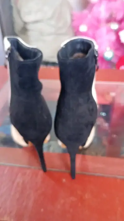 Botines de tacón alto bicolor para mujer - miniatura 3