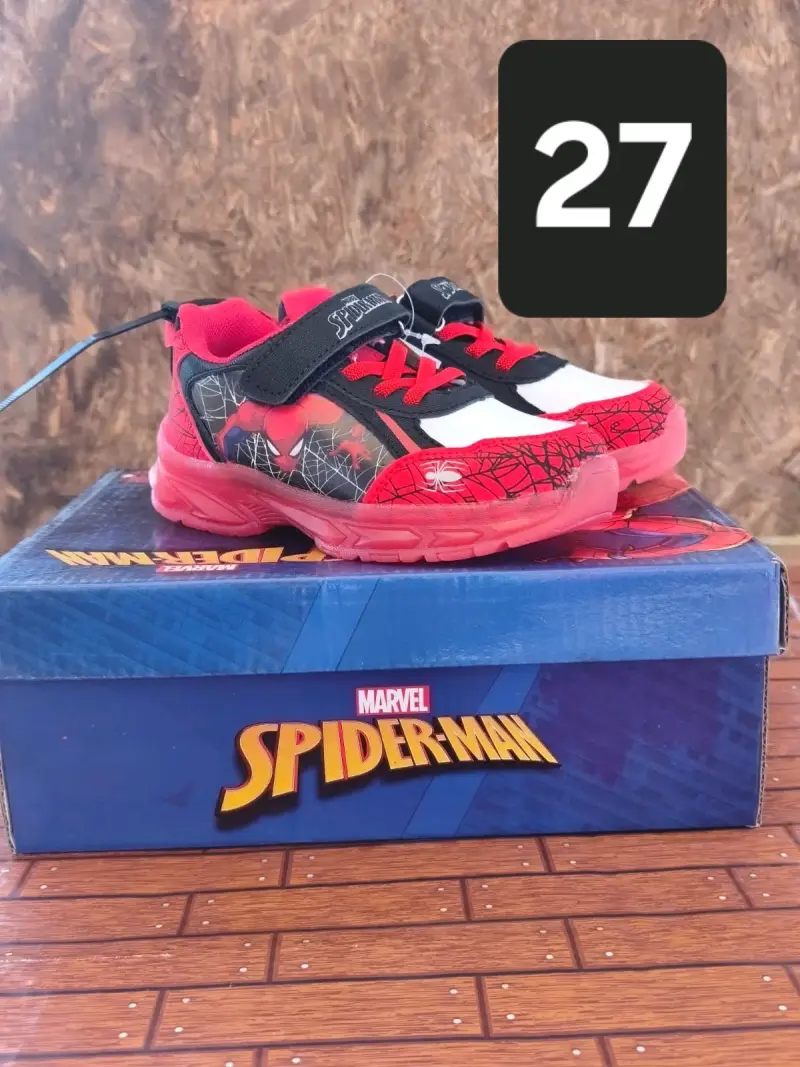 Zapatillas infantiles Disney Pixar Lightyear y Marvel Spiderman - 5