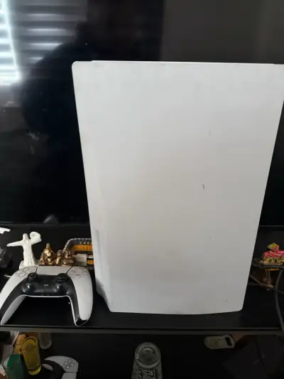 Consola de videojuegos PlayStation 5 con control - miniatura 2